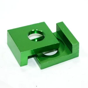 VERDE 15 mm Ajustador de Cadena de Aleación Bloque Tensor PIT PRO Quad Trail Dirt Bike ATV - Imagen 1 de 3