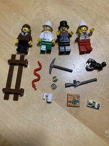 LEGO ADVENTURES 1990’s 4 Mini figures & Accessories. Carton 5 - Picture 1 of 6