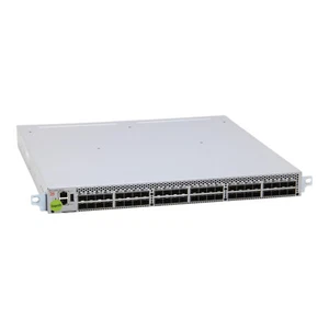 Brocade 6510 48-Port 16GBit/s SFP+ (24 Active) Fibre Channel SAN Managed Switch - Bild 1 von 4