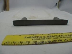 TEN (10) HEAVY DUTY METAL CABINET PULLS 5.5" LONG QUALITY 4" screw width - Picture 1 of 3