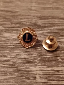 Pin's Pins Pin Enamel Cla1 Association LOGO "LIONS Club" - Imagen 1 de 5