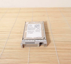Cisco A03-D600GA2 600GB 6Gb SAS 10K RPM SFF HDD/hot plug/drive sled mounted - Bild 1 von 1