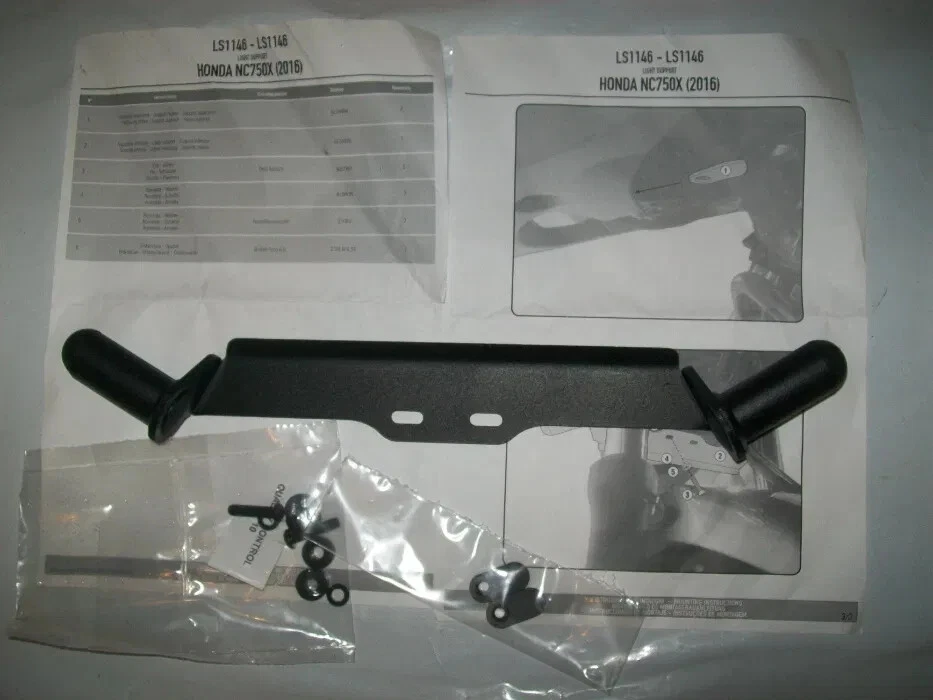 Kit attacchi specifico faretti S310/s322 per Honda Nc750x 2016 2019 Givi Spotl