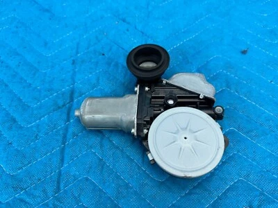 Lexus ES350 ES300h Front Driver's Side Door Window Regulator Motor 2013-2015 OEM - Image 1 of 4