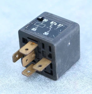 Toro Relay 63-7590 switch fits 30106 30156 30157 30165 30610 Lawn Mower Tractor - Picture 1 of 3