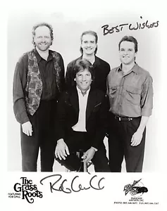 GRASS ROOTS, THE , AUTOGRAPHED 8"x10" B & W REPRINT Photo - Bild 1 von 1