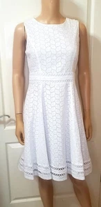 Vestido para mujer Calvin Klein blanco con ojales acampanado sin mangas talla 4 - Imagen 1 de 13