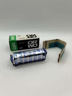 ORWO Film NP 20 / 120 Schwarzweiß Negativfilm Panchromatic OVP 1985 / Händler! - Bild 1 von 4