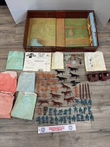 Vintage 1968 Marx Fort Apache Tin Playset Carry Case With Original Bags Mint - Picture 1 of 22