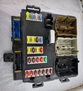 6T5T-15604-BA  2007 Mercury Montego Interior Smart Box Fuse Box Module - Picture 1 of 7