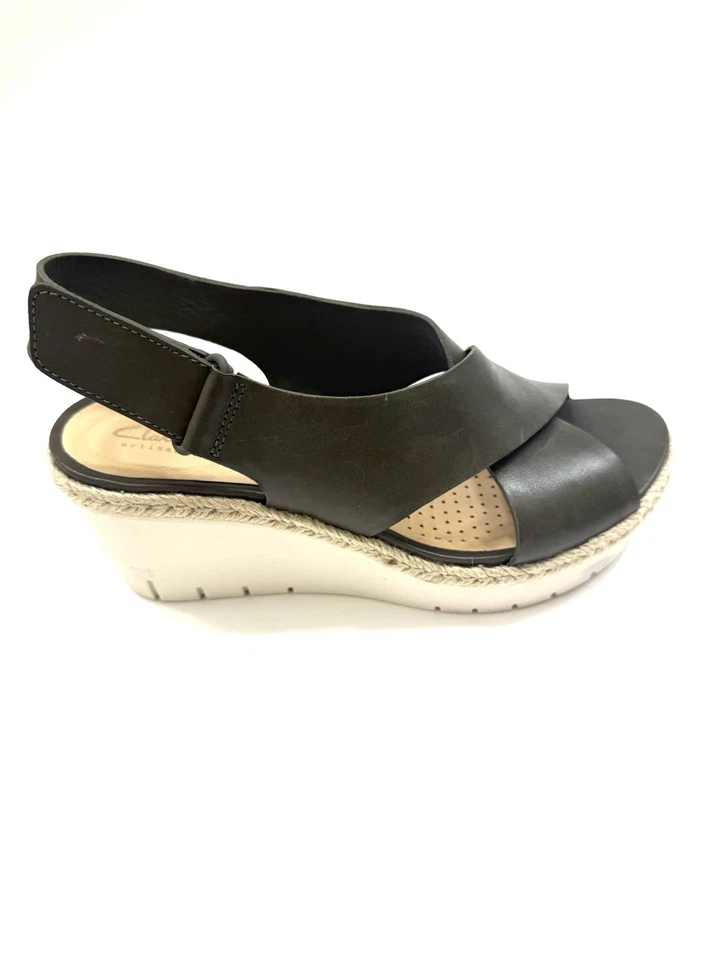 Sandalias artesanales Clarks para mujer cuñas cómodas moda verdes talla 6,5/37 ($) - Imagen 1 de 4