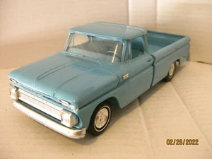 Chevrolet Fleetside 1965 camioneta escala 1/25 - promoción, azul - Imagen 1 de 10