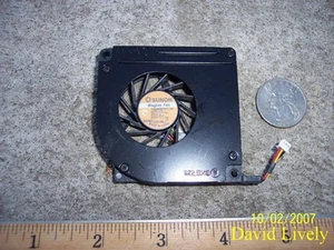 Dell Latitude D610 Laptop Fan UDQFWPH03CQU E233037 H5195 - Picture 1 of 1