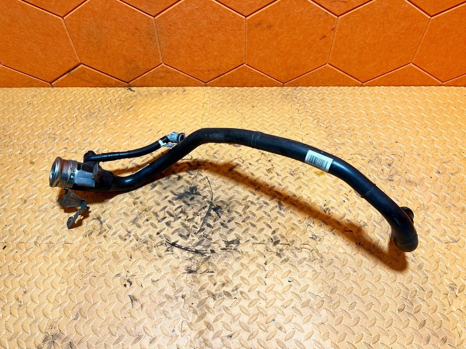 20-24 BMW 840 850 F92 F93 G16 FUEL GAS TANK FILLER NECK TUBE HOSE PIPE OEM - Image 1 of 4
