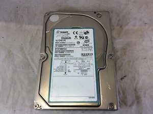 Seagate 3.5" HARD DISK DRIVE Cheetah 10K 73.4GB SCSI 10KRPM ST373307LC HDD 73GB - Picture 1 of 4