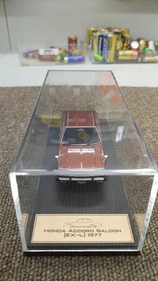HACHETTE Honda Accord Saloon EX-L 1977 Doméstico Famoso Ar Coleção Premium - Imagem 1 de 4