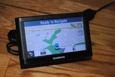 GPS Garmin Nuvi 52LM 5" Display BUNDLE 2026 Maps with Charger & Mount 403360453 - Image 1 of 4