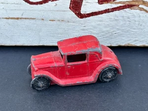 Vintage 1920s Tip Top Toys Barclay or Kansas Cast Metal 2-Door Coupe Red - Nice! - Picture 1 of 5