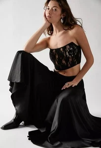 Free People Rita Korsett-Set, schwarzes bauchfreies Oberteil & Midirock Größe Medium UVP 169,95 £ - Bild 1 von 3