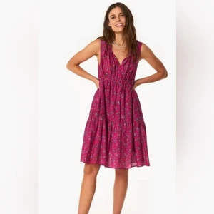 Neu ohne Etikett Xirena June Blumenkleid in Beerenrosa - Bild 1 von 3