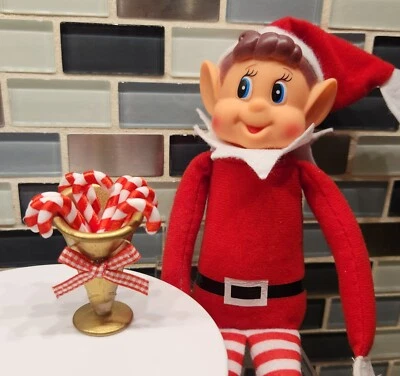 1/6 Scale Shelf Christmas Elf Candy Canes Prop Accesory Toy Food - Image 1 of 2