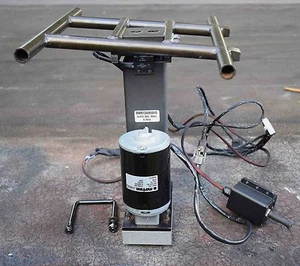 Power Wheelchair Elevating Motor Unit - Picture 1 of 4