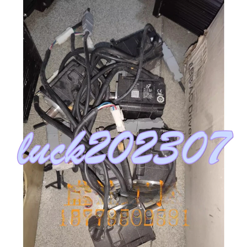 1PC USED SGM7J-02AFC6S Yaskawa servo Motor 200W 1.6A. #YY - Image 1 of 3