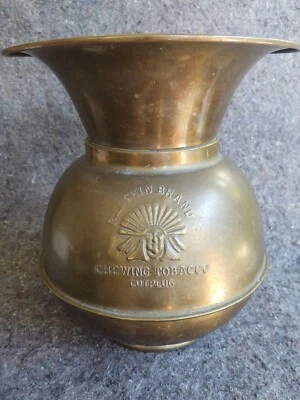 Tapón de corte de tabaco para masticar marca Redskin de colección cobre latón escupitajo hombre cueva Foto 1 de 4