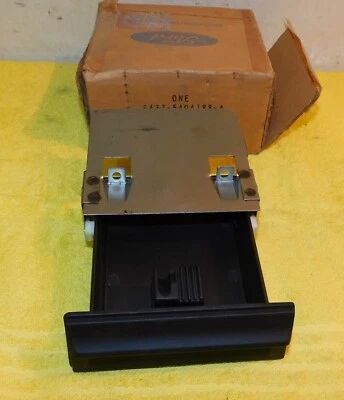 1984 1985 1986 1987 Ford Tempo Mercury Topaz NOS DASH ASH TRAY RECEPTACLE - Image 1 of 4