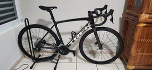 TREK 2023 EMONDA SL 6 eTAP DARK PRISMATIC ROAD BIKE 54 CM SRAM Rival AXS w/ PowM - Picture 1 of 8