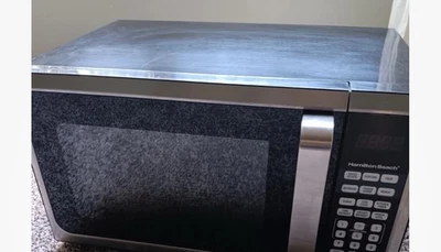 Horno microondas Hamilton Beach 0,9 pies cúbicos 900 W - acero inoxidable (P90D23AL-WR) Foto 1 de 2