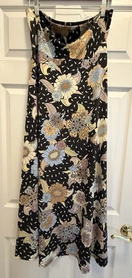 Maxi falda para mujer Lularoe talla XL - USADA EN EXCELENTE ESTADO/LN negra con estampado floral de otoño ajustada Foto 1 de 4