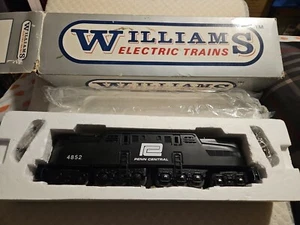 williams electric trains o-scale Penn Central 4852 Locomotive With Box  - Picture 1 of 11