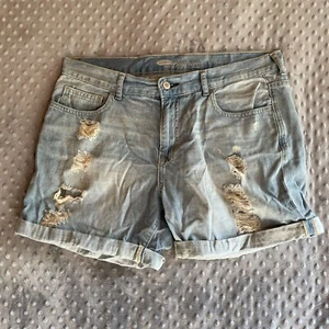 Women's Old Navy Boyfriend Shorts Size 8 Regular - Picture 1 of 17
