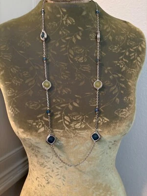 Collar Ann Taylor LOFT para mujer plateado metálico piedra verde y azul nuevo con etiquetas $34,50 Foto 1 de 3