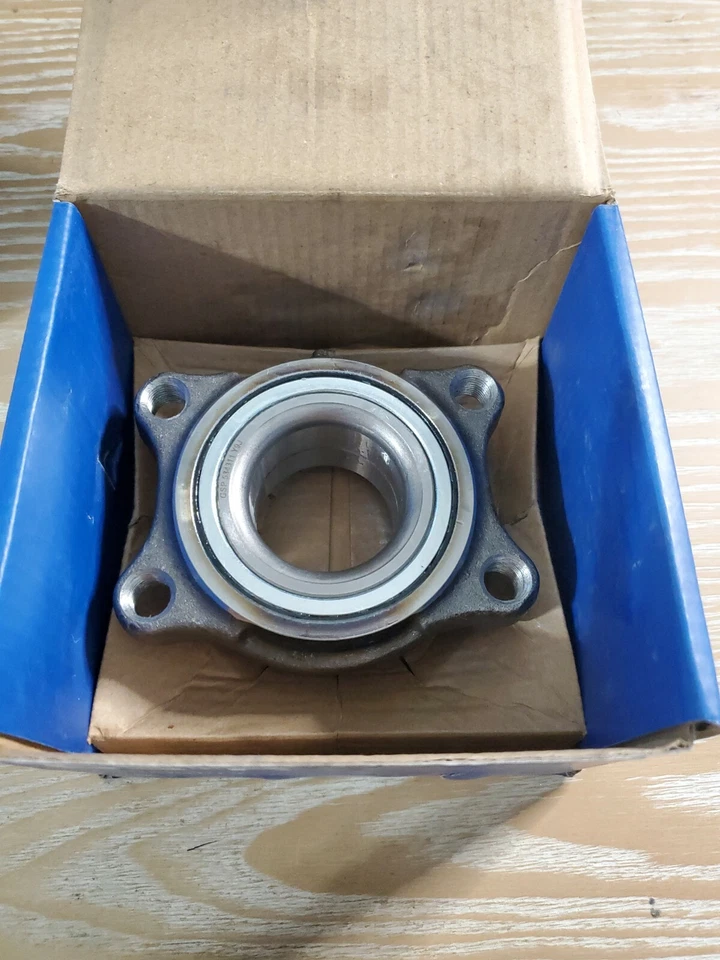 Conjunto de cojinete de eje y buje delantero GSP 534311 para 04-06 Infiniti G35 Foto 1 de 3