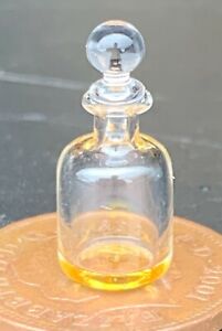 1:12 Scale Real Glass Apothecary Bottle With A Top Tumdee Dolls House GDZT