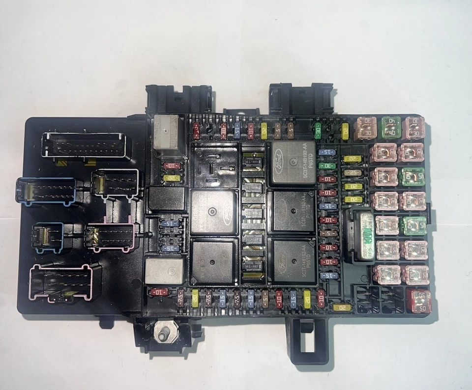 2006 Ford Expedition Fuse Box Relay Panel 6L1T-14A067-BB - Image 1 of 3