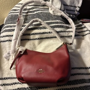 Borsa Coach #91028 "Skylar Hobo" Deep Scarlet - usata in ottime condizioni $ 350 vendita al dettaglio pelle ciottolata - Foto 1 di 13