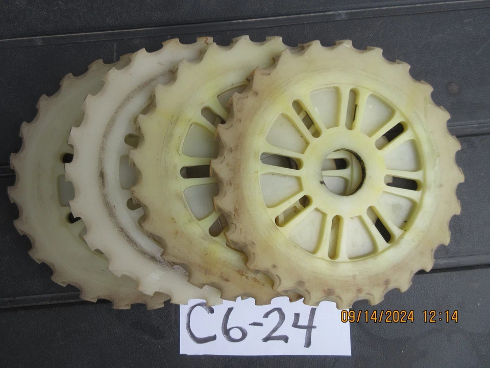 Lot Of 4 Lustran C6-24 IH International Harvester Seed Corn Planter Plates - Image 1 of 1