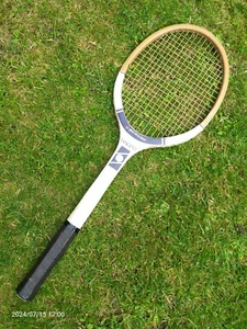 Vintage Wooden Dunlop Tennis Racket Sports Décor Shop Wall Display Man Cave - Picture 1 of 14