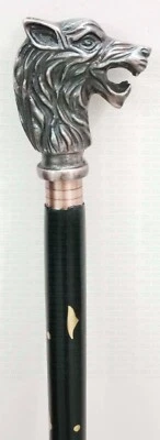 Bastón de madera con mango de cabeza de lobo directo de nebulosa antigua de latón bastón de Halloween Foto 1 de 4