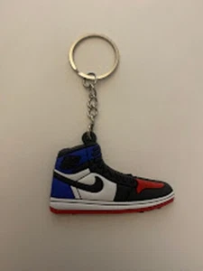 AIR JORDAN 1 RETRO-(TOP 3)-2D SNEAKER KEYCHAIN - Picture 1 of 2