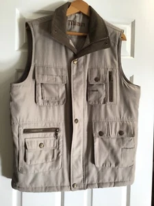 MENS SLEEVELESS JACKET SIZE M GILET LIGHTWEIGHT SHOOTINGSTYLE BODY WARMER UNWORN - Picture 1 of 8