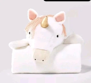 Pillowfort Unicorn Hooded Blanket With Hand Pockets White - 40 x 50 Inches - Picture 1 of 3
