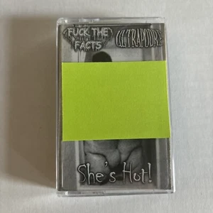 Fuck The Facts / Ultrapodre ‎– She's Hot! Cassette Label: War Productions Grind - Imagen 1 de 2