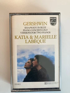 Gershwin - Katia & Marielle Labeque ‎– Rhapsody In Blue • Piano Concerto In F  - Picture 1 of 5