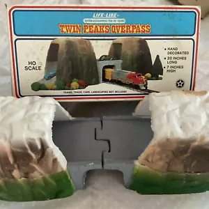 Vintage Life Like Trains HO Twin Peaks Überführung handdekorierte Hobbyeisenbahn - Bild 1 von 13