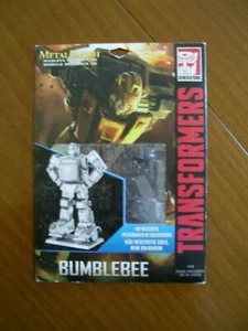 TRANSFORMERS BUMBLEBEE MODELLO METALLICO DA MONTARE NUOVO CONFEZIONE SPAGNOLA - Picture 1 of 2