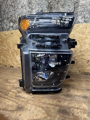 2024 Chevrolet Silverado 2500HD, 3500 RIGHT PASSENGER Side Headlamp USED OEM - Image 1 of 4